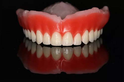 广州做吸附性义齿多少钱？它和普通义齿有什么区别？